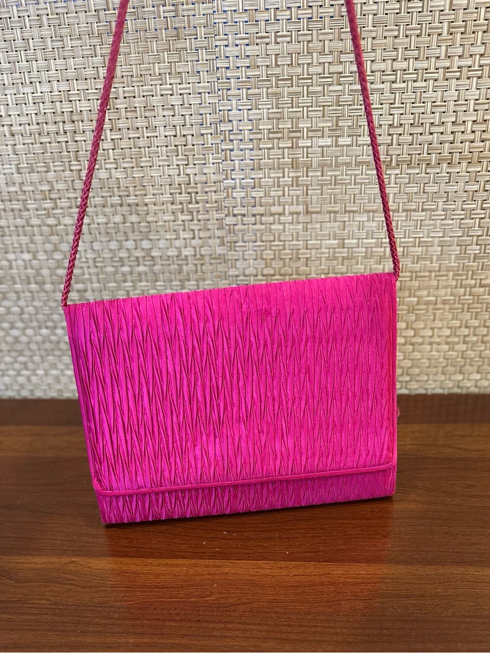 VTG 1980s-90s Carla Marchi Fuchsia Hot Pink Crinkle Pleat Satin Evening Bag